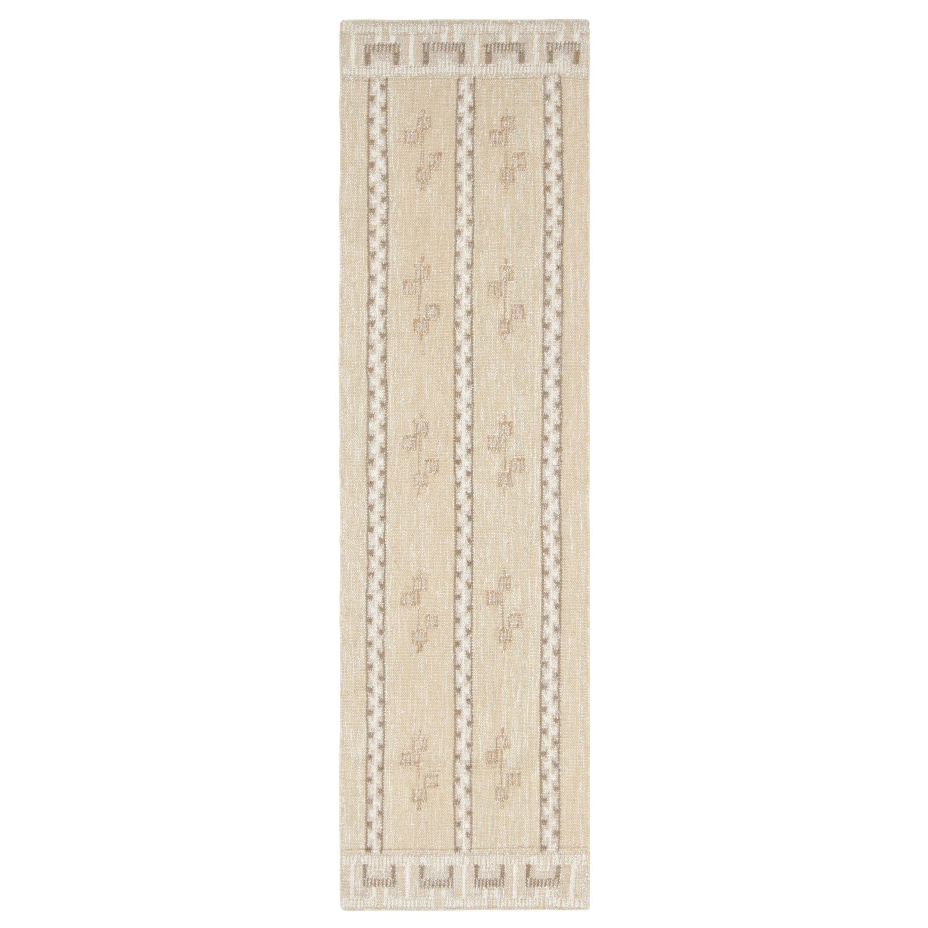 Tappeto Scandinavo Rug & Kilim in beige con motivi geometrici in vendita
