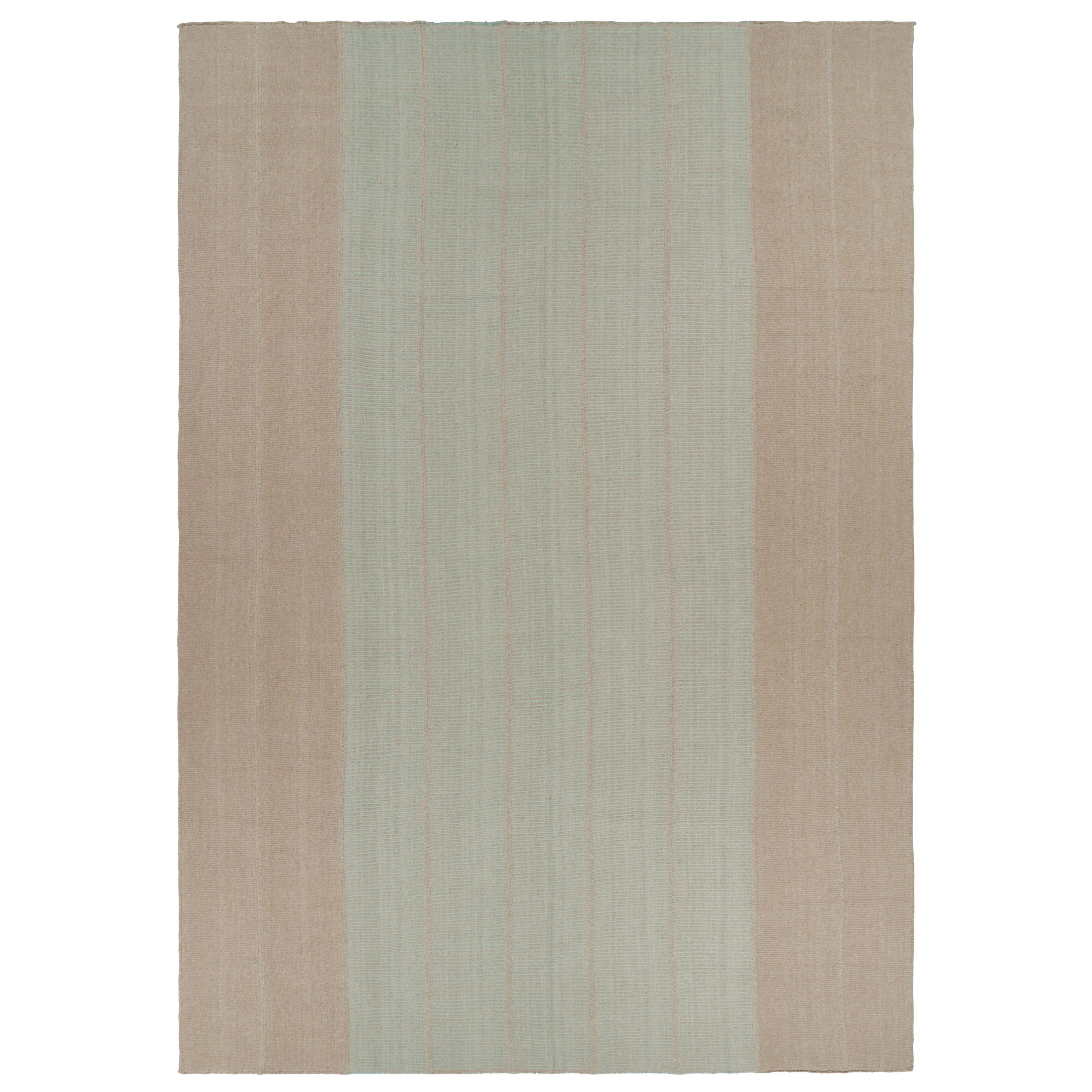 Rug & Kilim è un kilim moderno e sovradimensionato con strisce beige e verde menta. in vendita