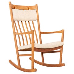 Silla mecedora de teca de los años 70 Hans Wegner para Tarm Stole de Dinamarca