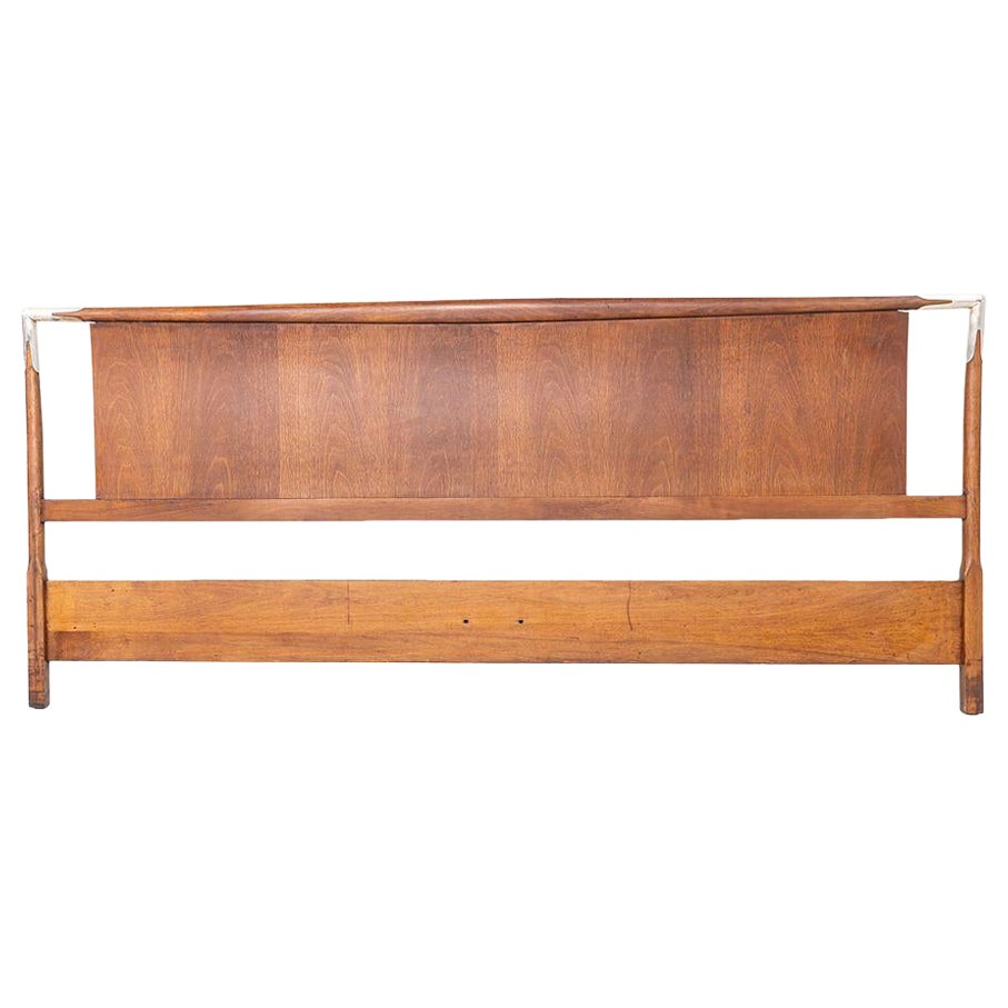 1950s T.H. Robsjohn Gibbings for Widdicomb King Size Headboard in Walnut For Sale