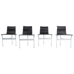Juego de cuatro sillas de comedor Gratz TG-10 de cuero con armazón, hechas a medida
