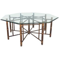 Rare grande table à manger hexagonale McGuire vintage à 8 pieds