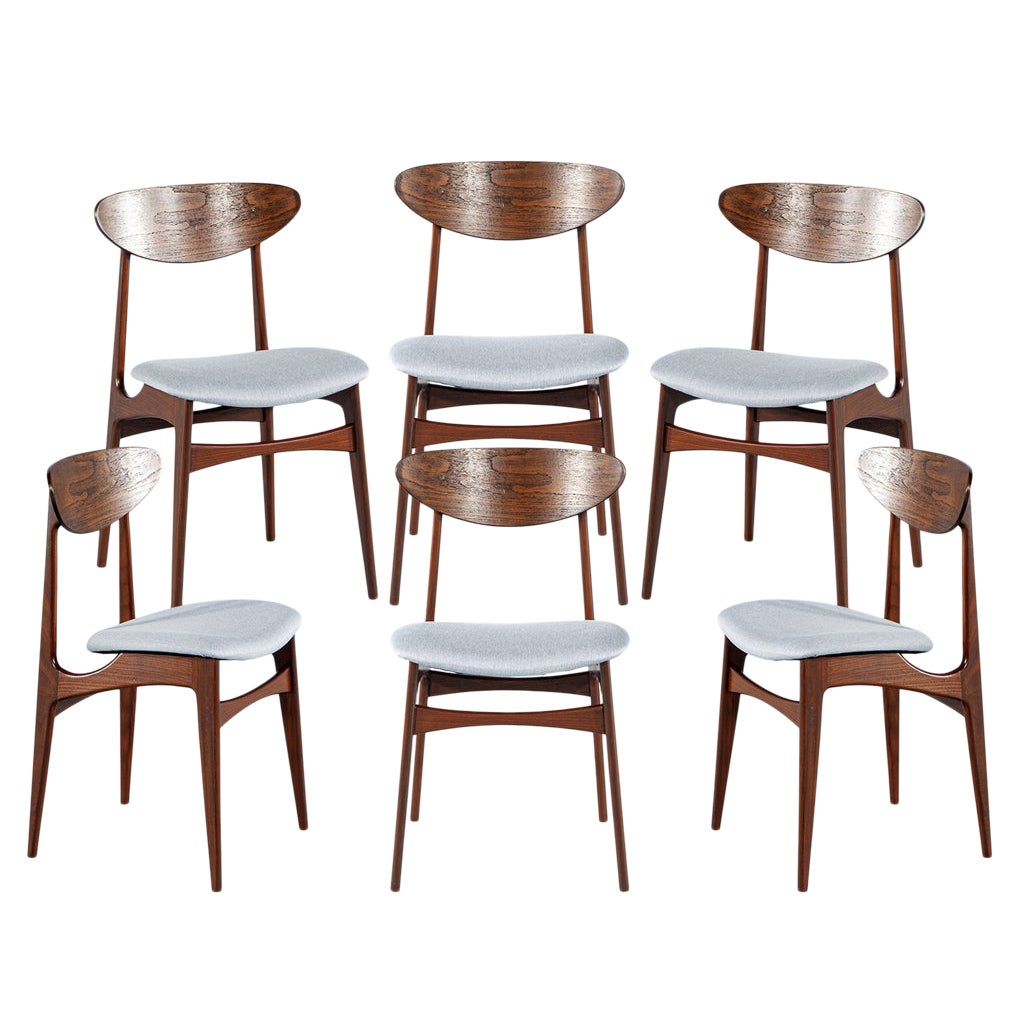 Set of 6 Mid-Century Modern Dining Chairs, Hans J. Wegner Style, 1960’s For Sale