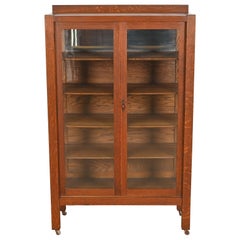 Limbert Style Antique Mission Oak Arts and Crafts Bookcase Cabinet, Circa 1900