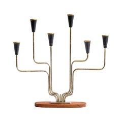 Designer suédois, chandelier, métal, laiton, teck, Suède, années 1950