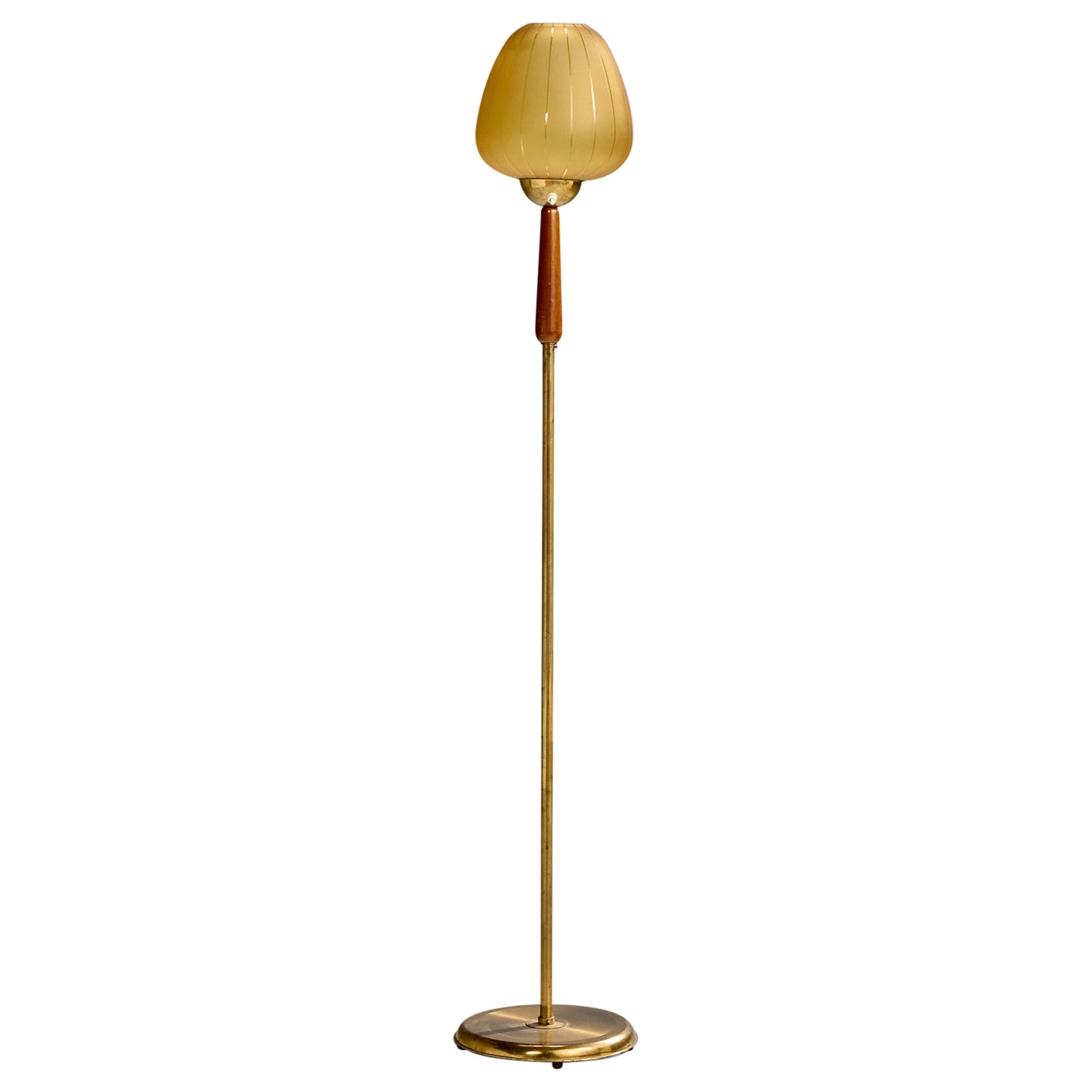 Schwedischer Designer, Stehlampe, Messing, Teakholz, Glas, Schweden, 1950er Jahre im Angebot