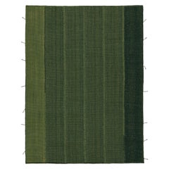 Modernes Kilim von Rug & Kilim in grünen Streifen mit Akzenten in Forest und Chartreuse