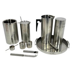 Set di stoviglie in acciaio Stelton Cylinda di Arne Jacobsen Made in Denmark del 1960