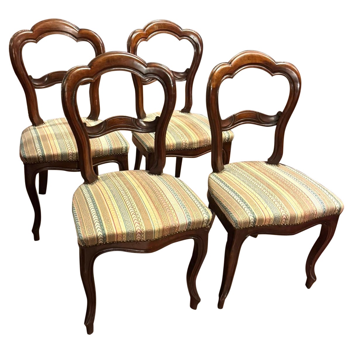 set of 4 walnut chairs, curved backrest and padded seat, Italy For Sale