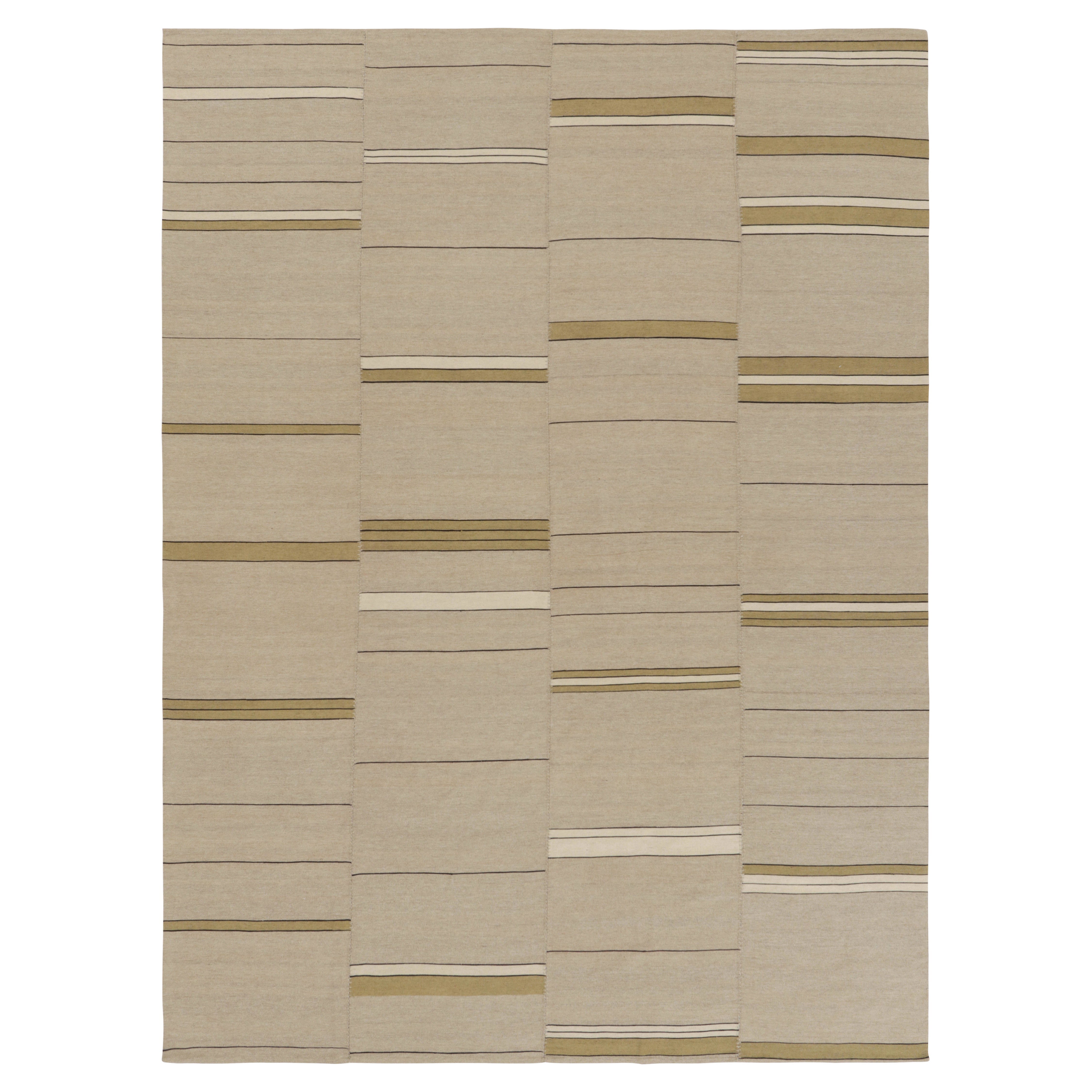 Rug & Kilim's Contemporary Kilim in Beige-, Grün- und Schwarztönen