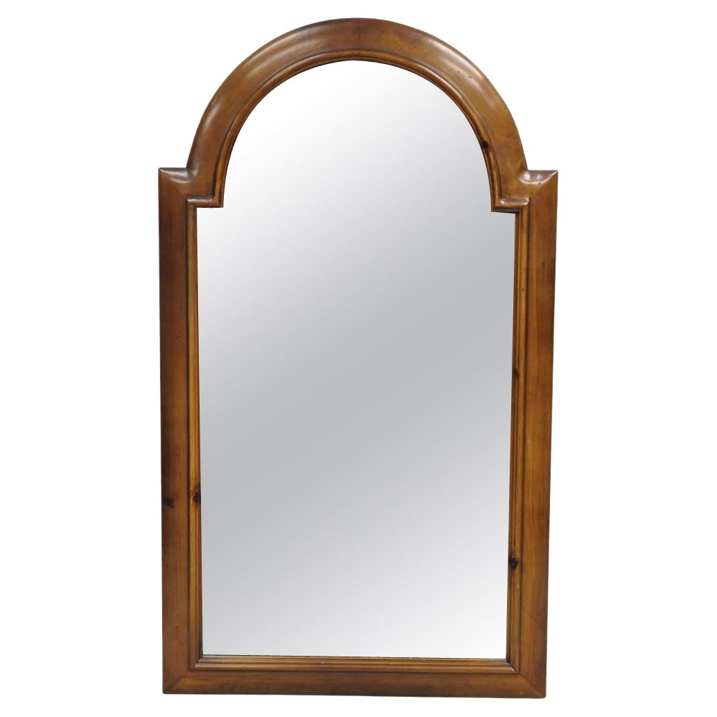Miroir mural à arc sculpté en bois de pin massif, style campagne française vintage en vente
