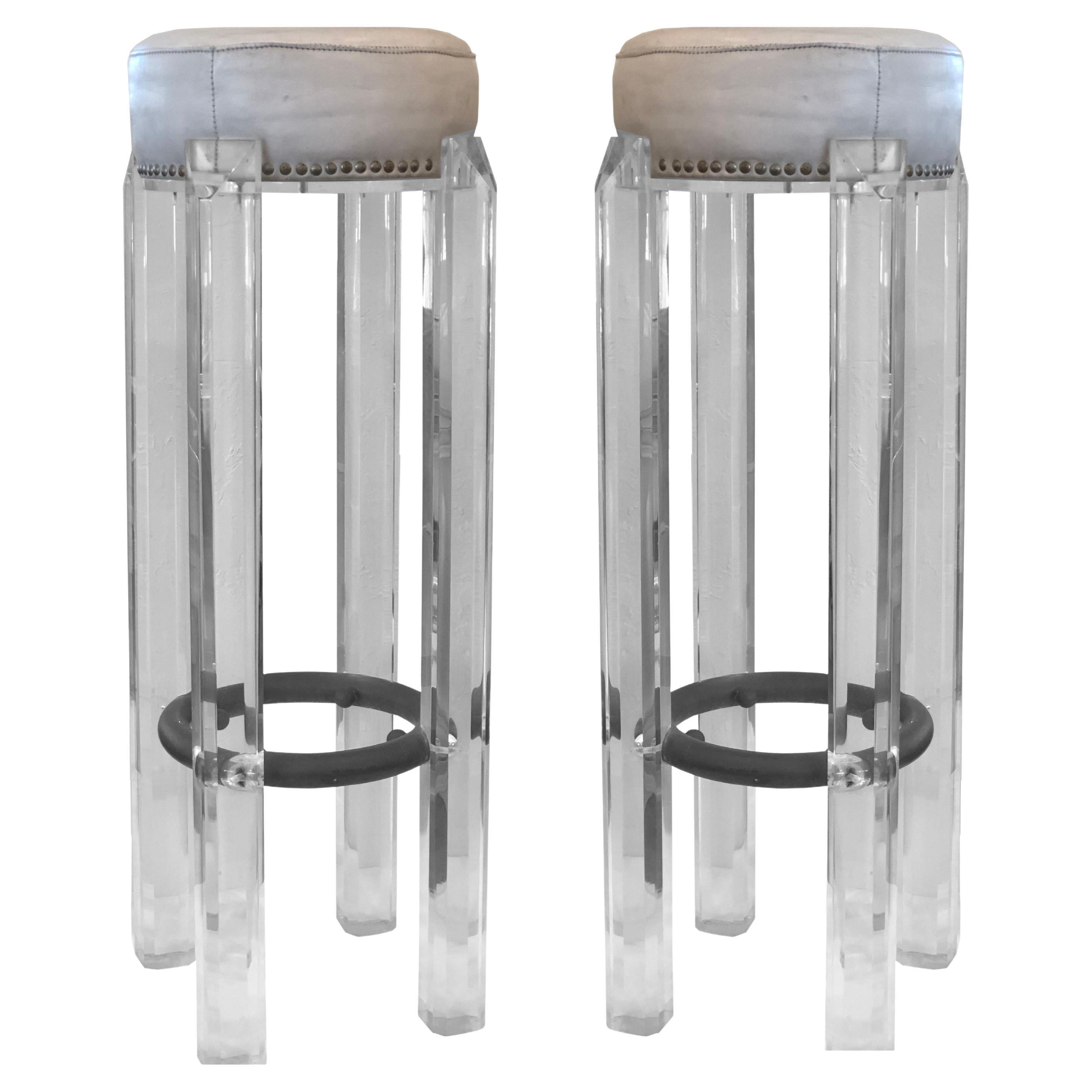 Mid-Century Modern Hollis Jones Lucite and Leather Stools with Metal Footrest en vente