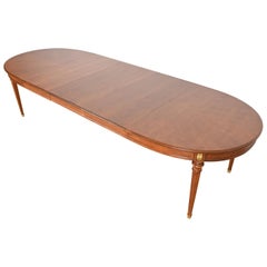 Tavolo da pranzo in legno di ciliegio Henredon French Regency Louis XVI, appena rifinito