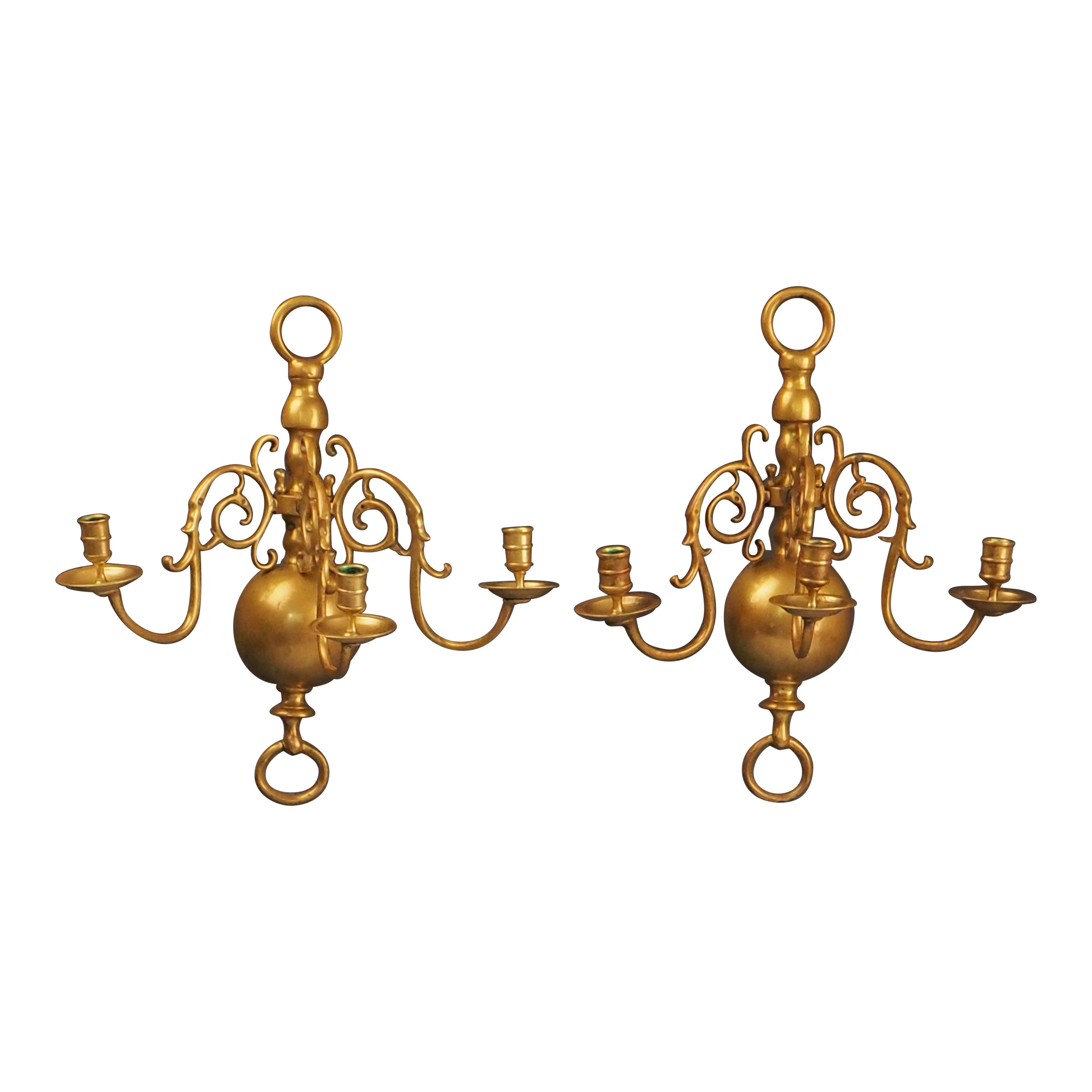 Antiguo par de apliques triples flamencos holandeses del siglo XVIII Circa 1730-1780