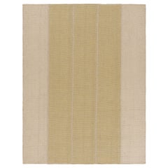 Rug & Kilim è un kilim contemporaneo a strisce beige e oro.
