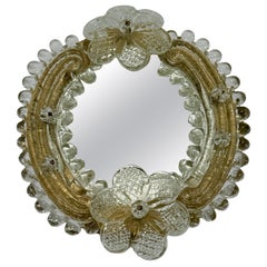 Specchio da parete in vetro veneziano d'epoca con fiori e foglie d'oro
