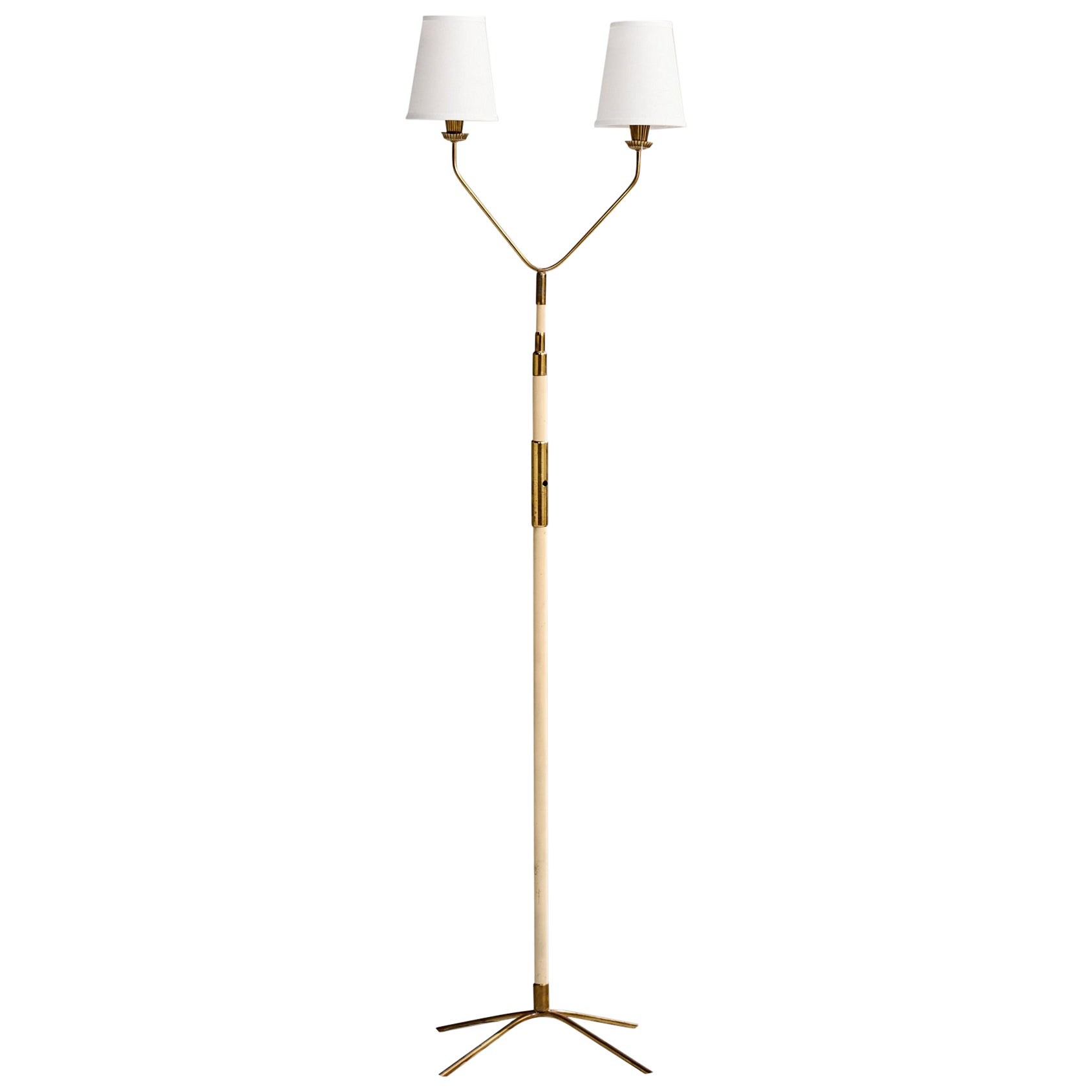Lampada da terra di design italiano, ottone, metallo, tessuto, Italia, anni '1950