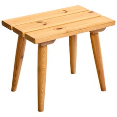 Tabouret de designer suédois, pin, Suède, années 1970