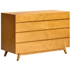 Commodes and Chests of Drawers
