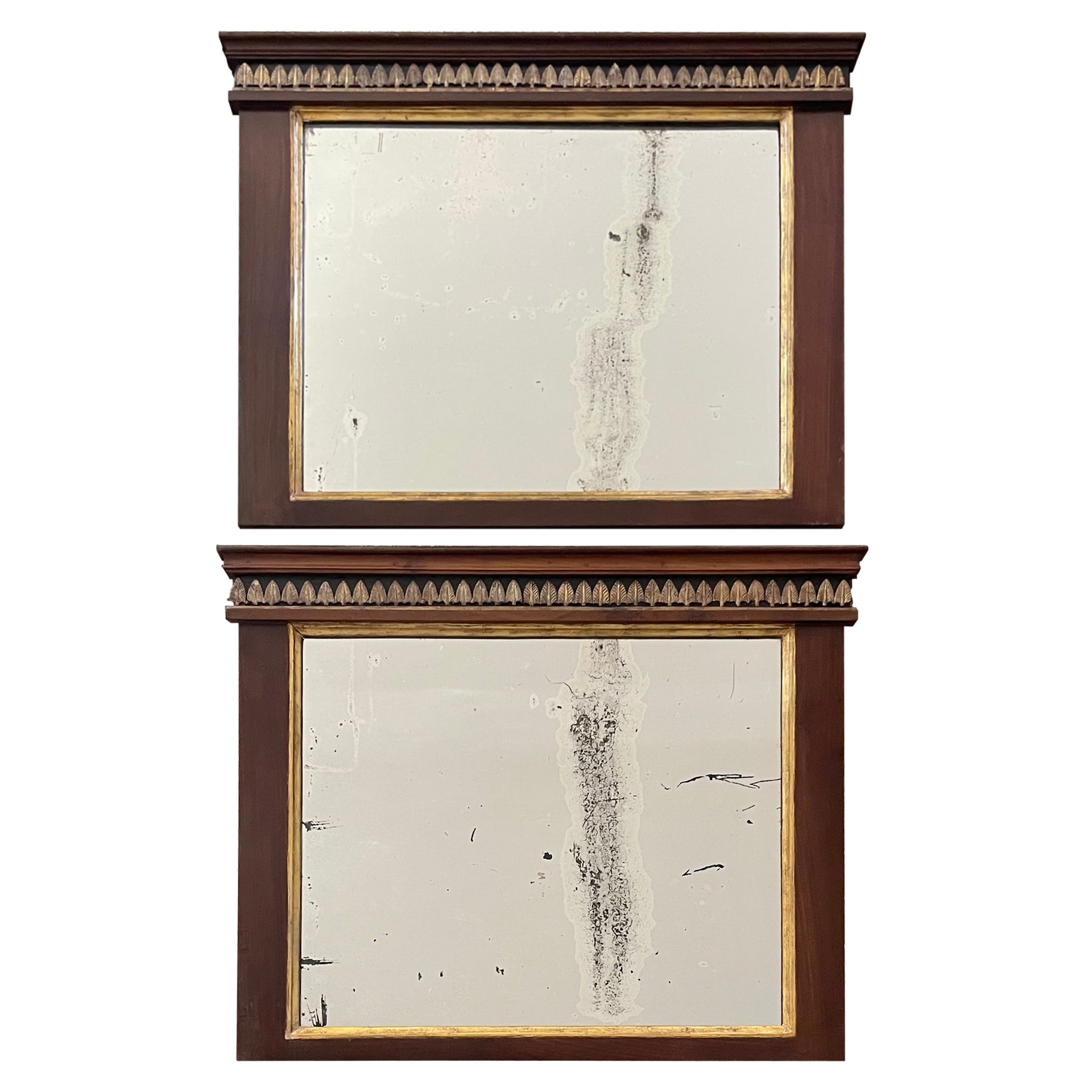 Paire de miroirs néoclassiques en vente