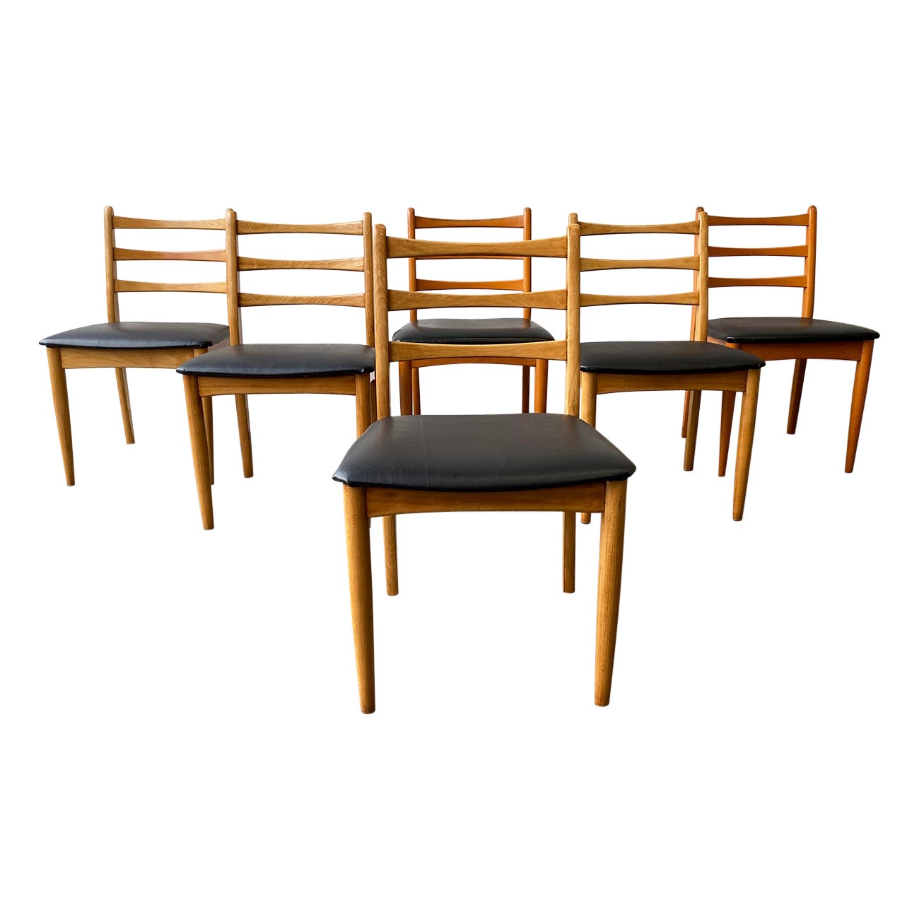 Set of 6 Mid-Century 1970’s dining chairs by Schreiber Furniture For Sale