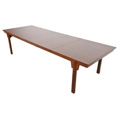 Michael Taylor für Baker Furniture Moderner Esstisch aus Nussbaumholz, Mitte des Jahrhunderts