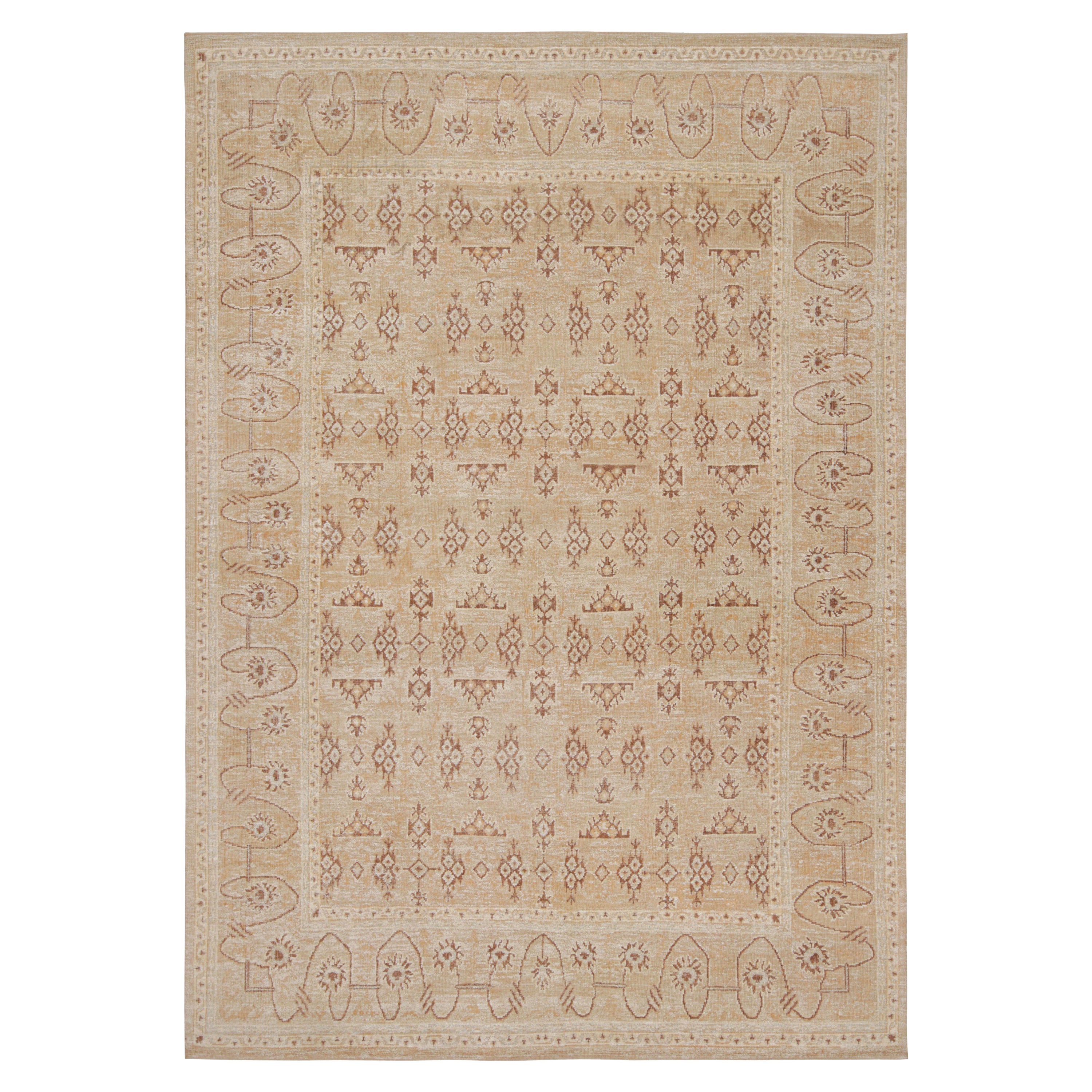 Oushak-Teppich von Rug & Kilim in Beige-Braun und Orange mit geometrischem Muster im Angebot