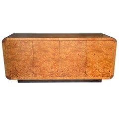 Credenza in legno di frassino di Oliver Burlwood di Henredon, Scena Due