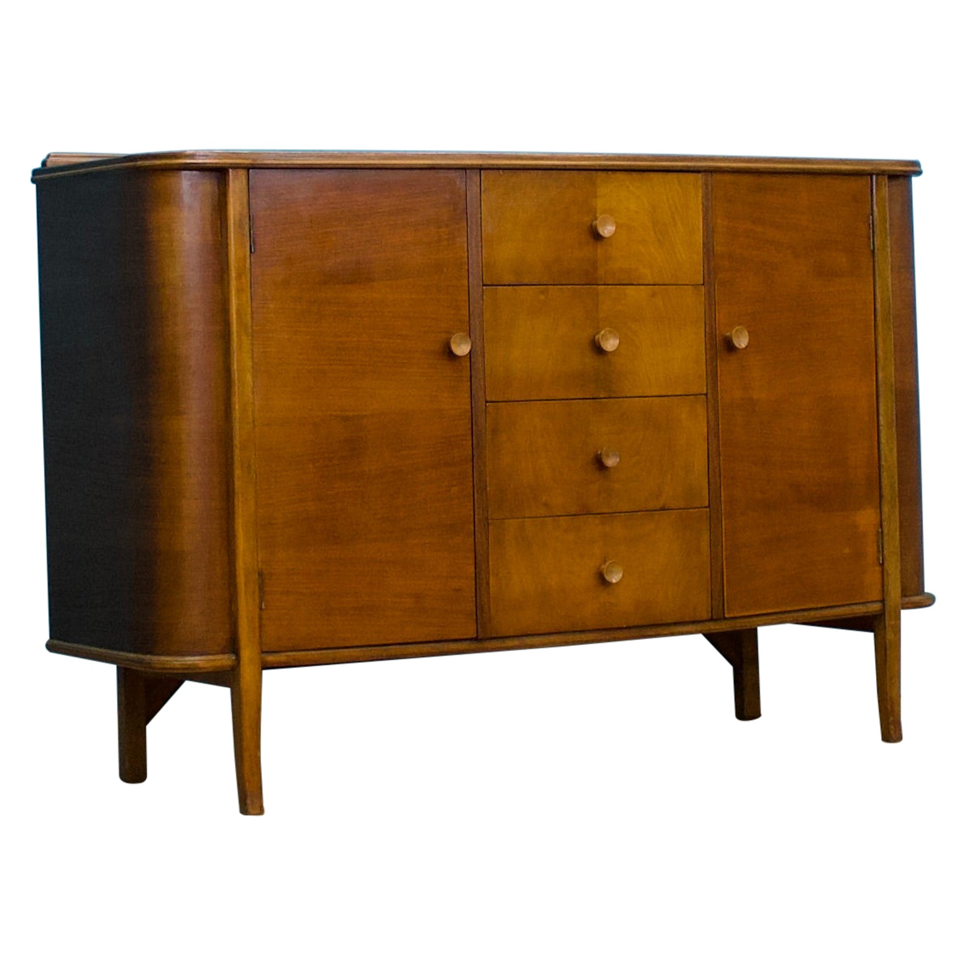 Credenza in legno di noce del Century Furniture (Strongbow), anni '50 in vendita