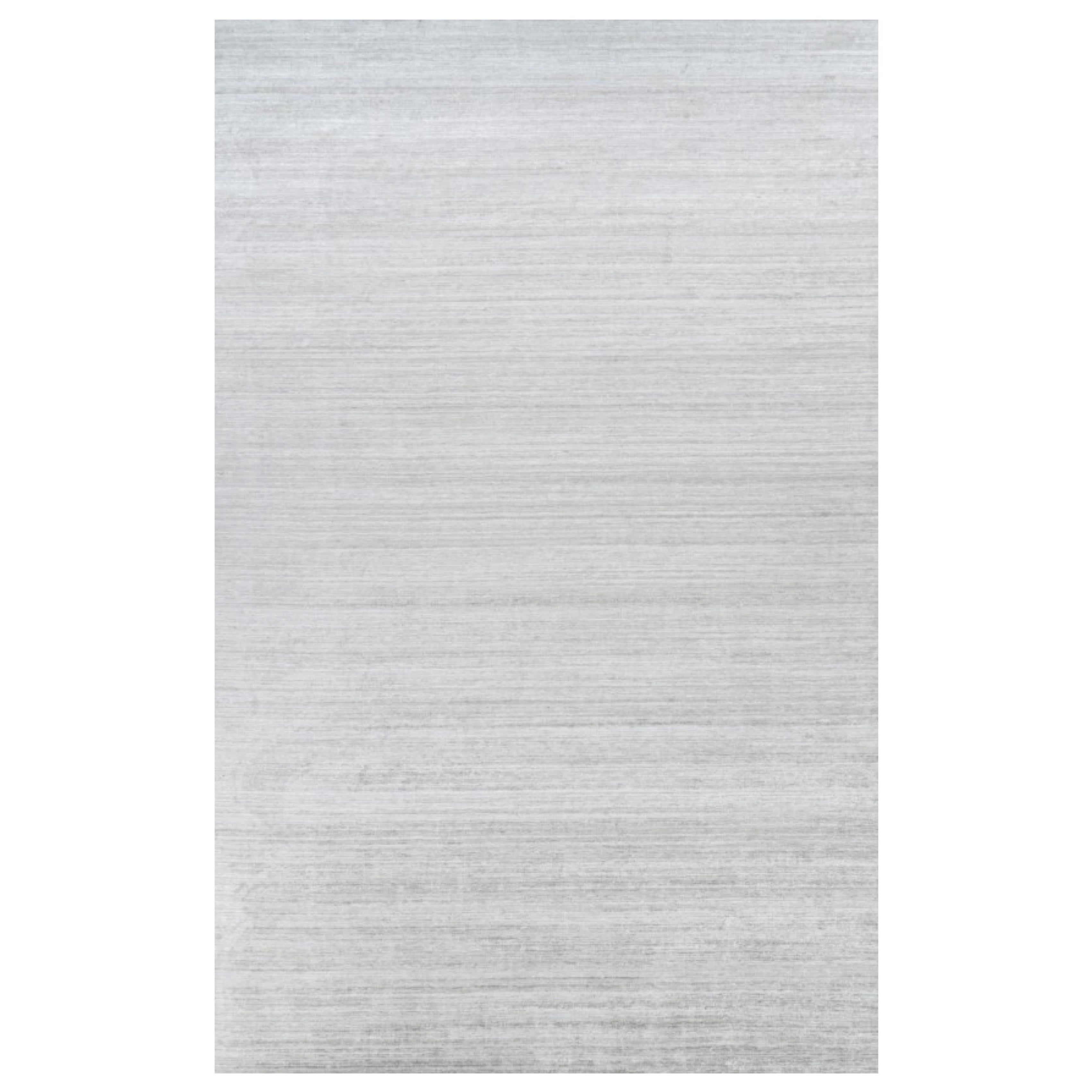 Rug & Kilim's übergroßer Strukturteppich in massivem Grau und Off-White-Streifen