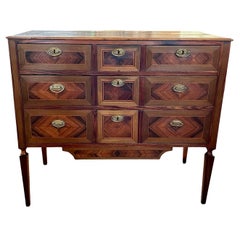 Commodes and Chests of Drawers