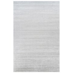 Rug & Kilim's übergroßer Strukturteppich in massivem Grau und Off-White-Streifen