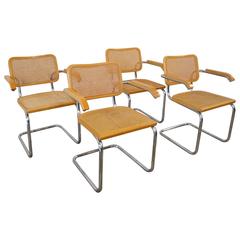 Ensemble de quatre fauteuils "Cesca" de Marcel Brauer