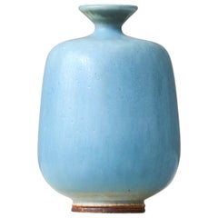Blaue Miniaturvase aus Steingut von Berndt Friberg. Gustavsberg Studio, Schweden 1964