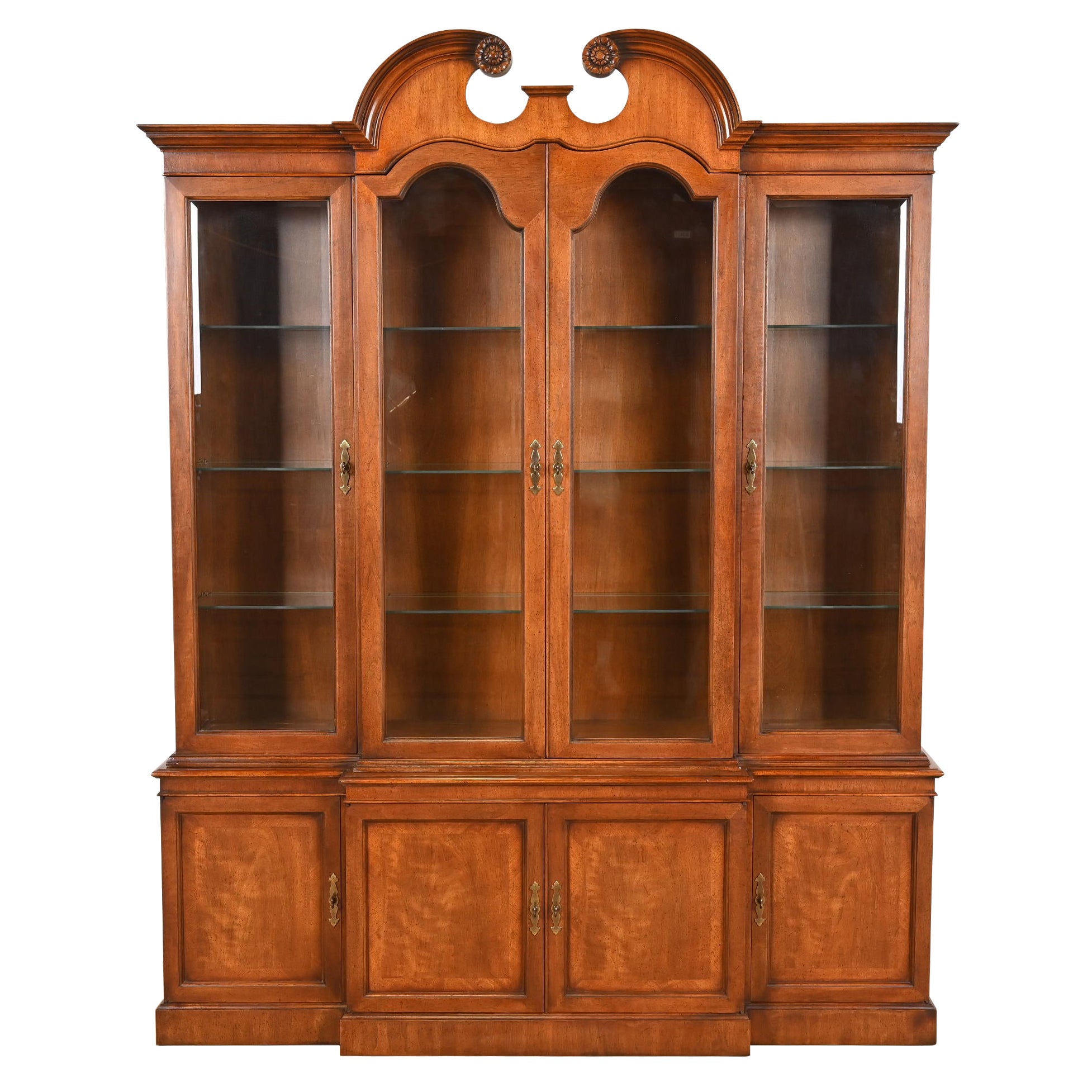 Georgian Mahogany Lighted Breakfront Bookcase Cabinet by Mount Airy Furniture For Sale