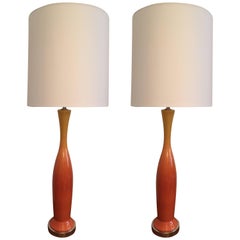 Coppia di lampade da tavolo alte in ceramica d'arte italiana del 1960