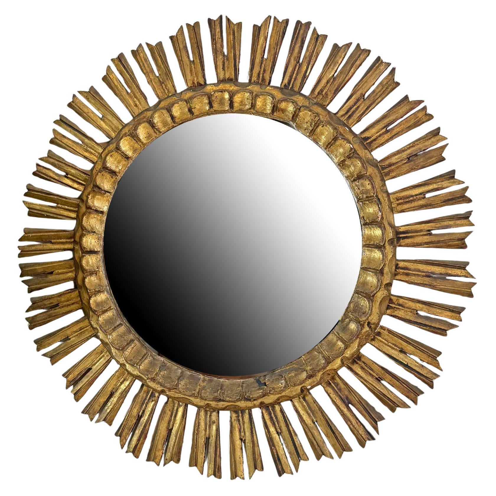 Miroir en bois doré en forme de soleil Circa 1900