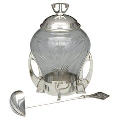 Bedeckte Bowlenschale aus Glas und Silberblech mit Schöpflöffel im Art Deco Stil von WMF