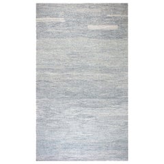 Zeitgenössischer blauer und weißer Flachgewebe-Wollteppich von Doris Leslie Blau