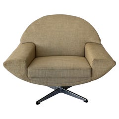 Johannes Andersen “Capri” Swivel Lounge Chair