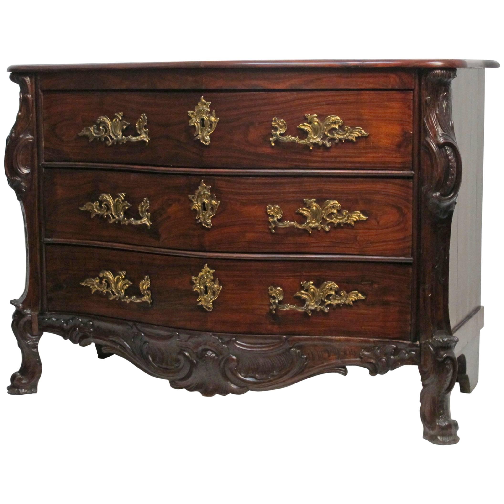 Early 19th Century Portuguese Rosewood Commode, Chest of Drawers For Sale