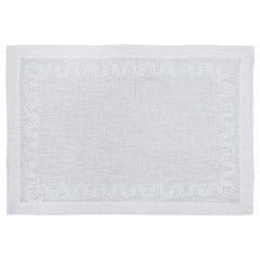 Paigah Handbesticktes weißes Tischset - 2er-Set, Viya von Vikram Goyal