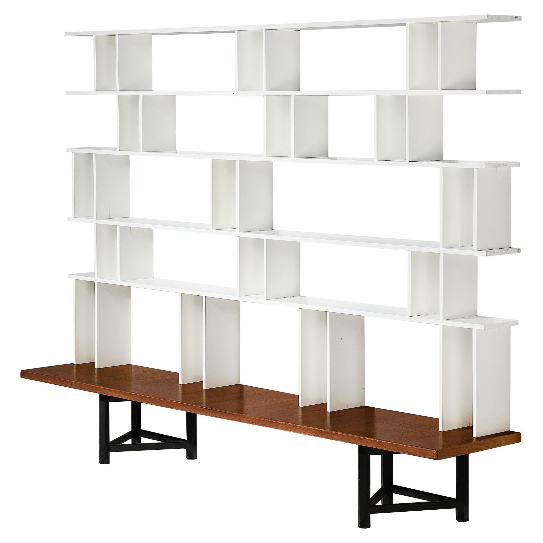 Mobile da parete o libreria "Välipala" di Carl Gustaf Hiort af Ornäs