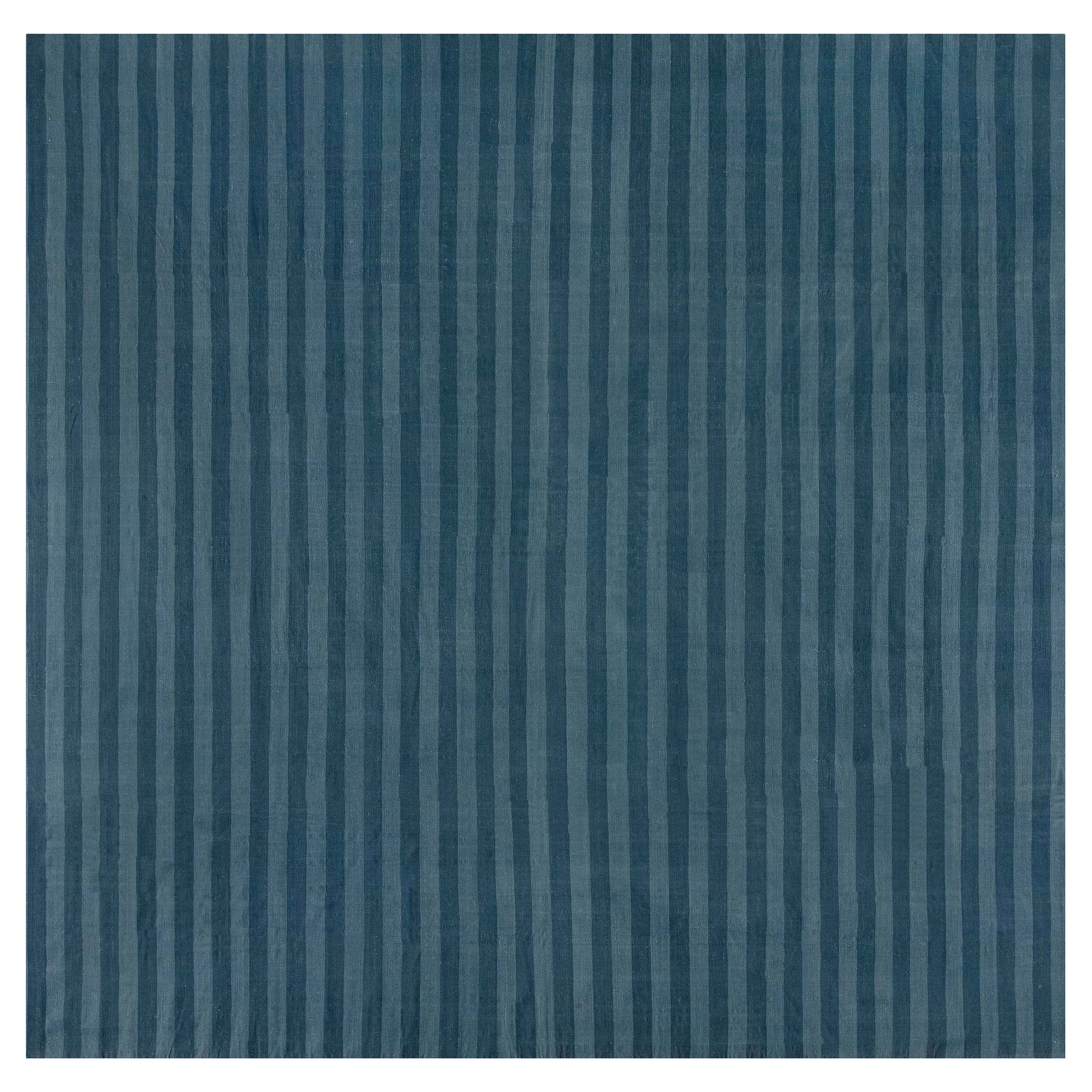 Tappeto Doris Leslie Blau a strisce indiane d'epoca nei toni del blu