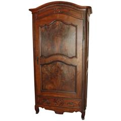 19th Century Walnut Bonnetiere