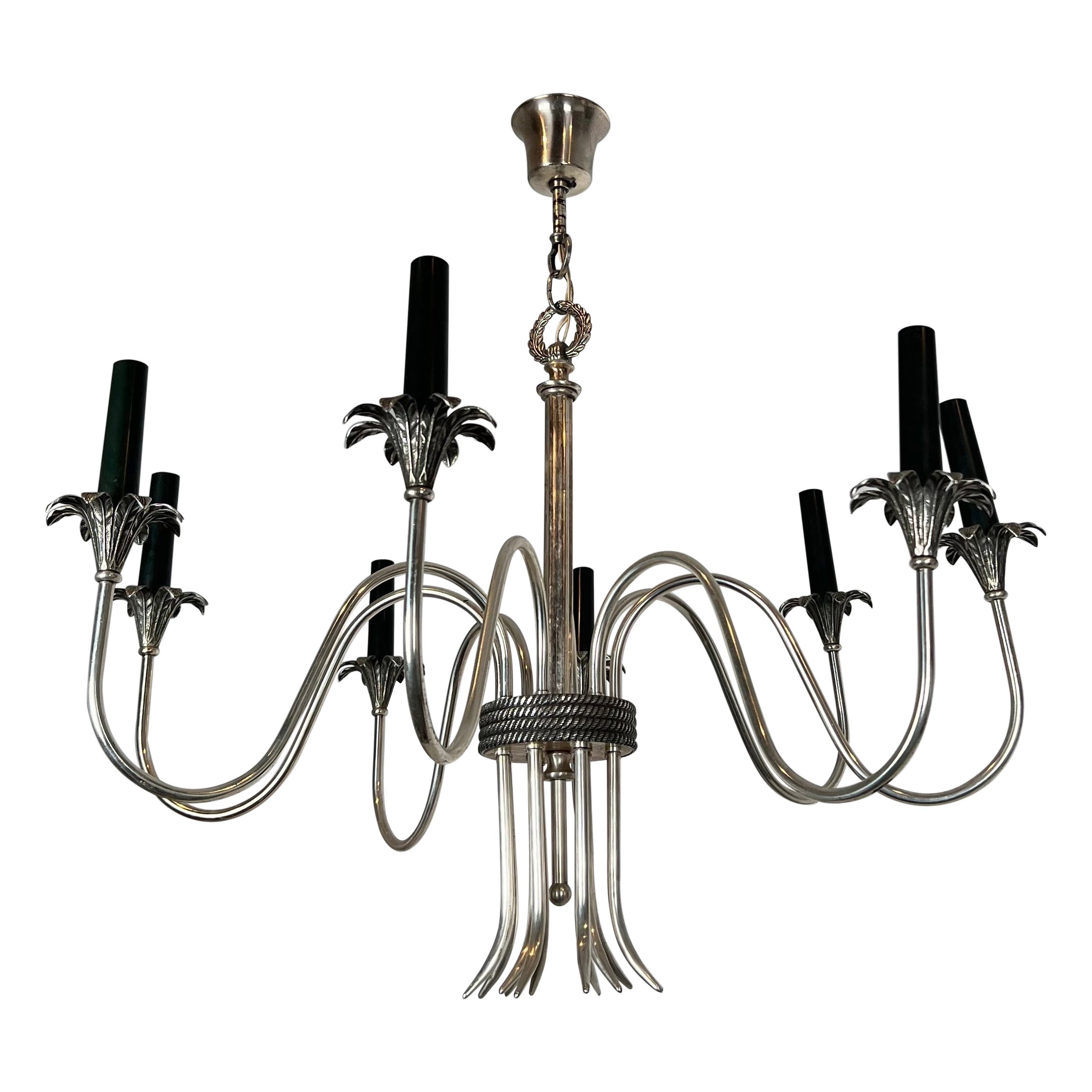 Lampadario in metallo argentato in stile neoclassico di Maison Charles in vendita