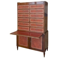 Commodes and Chests of Drawers
