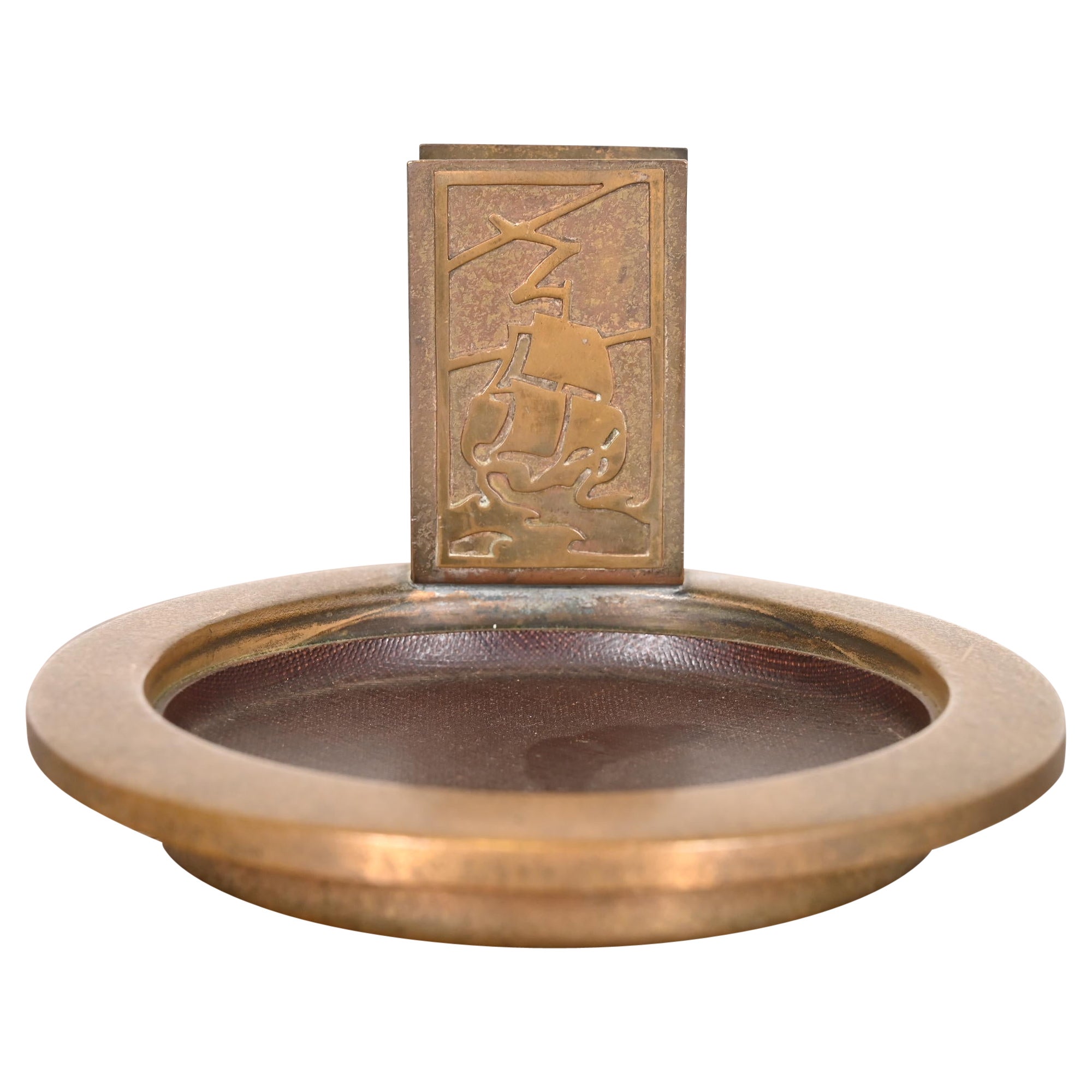 A Silver Crest Arts & Crafts Cendrier en bronze avec support pour boîte d'allumettes