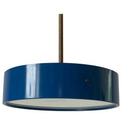 Plexiglas und dunkelblauer Metallkörper Pendelleuchte von Stilnovo, 1950er Jahre, Italien