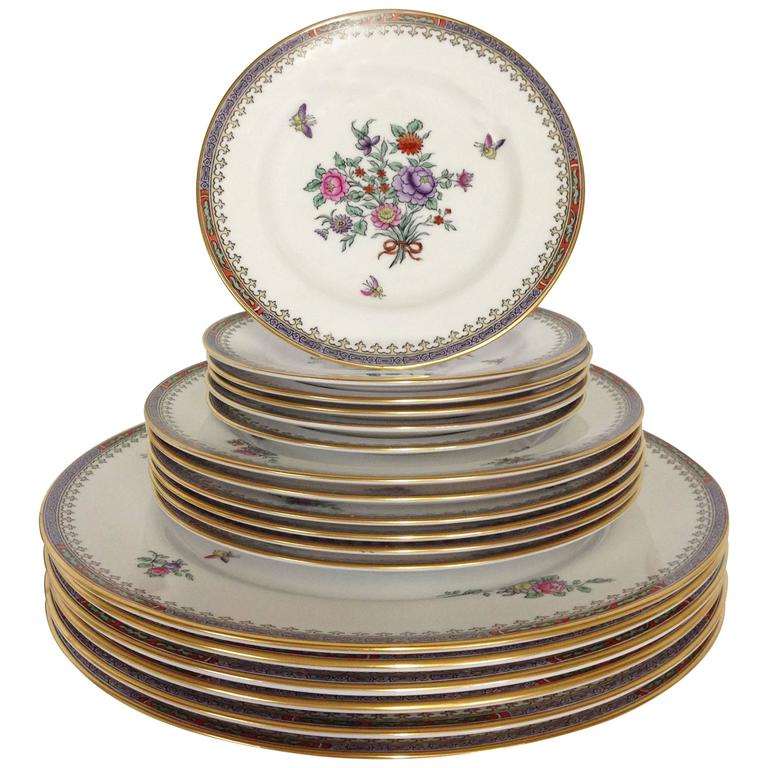 1960'S Spode England 18 Piece Set Bone China, "Lowestoft" For Sale at